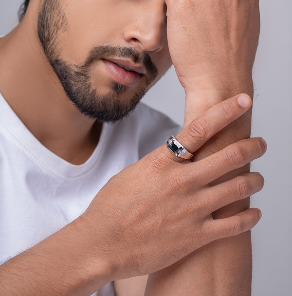 How to Style Men’s Everyday Outfits with Minimal Jewellery