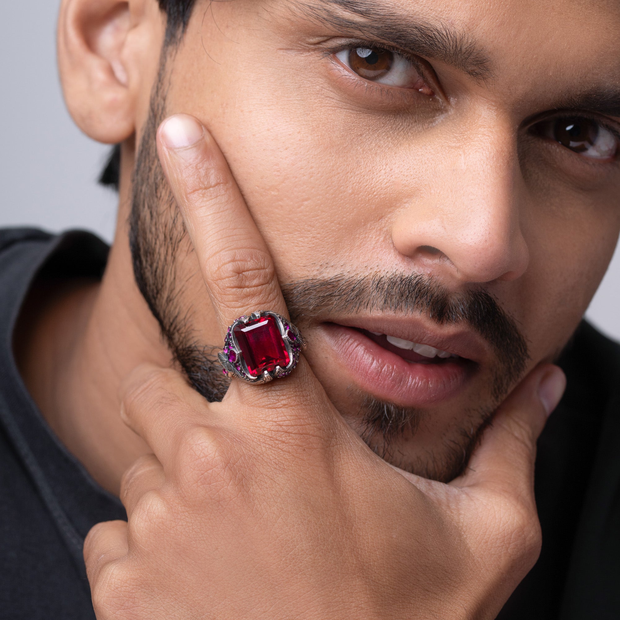 Crimson Majesty Ring