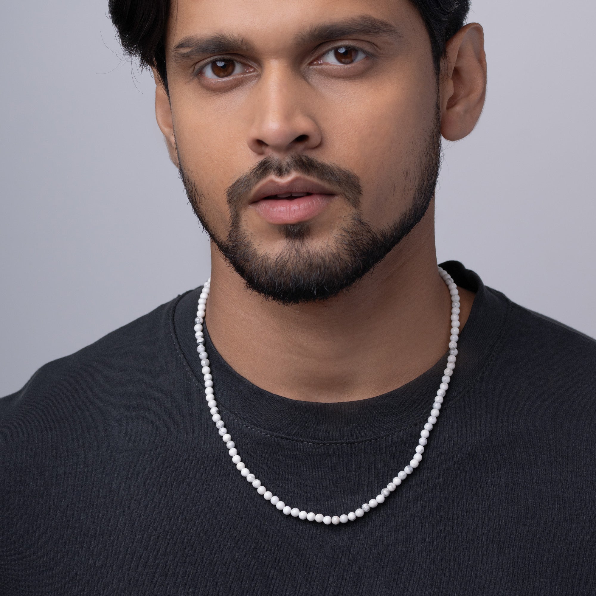 Howlite stone beads chain