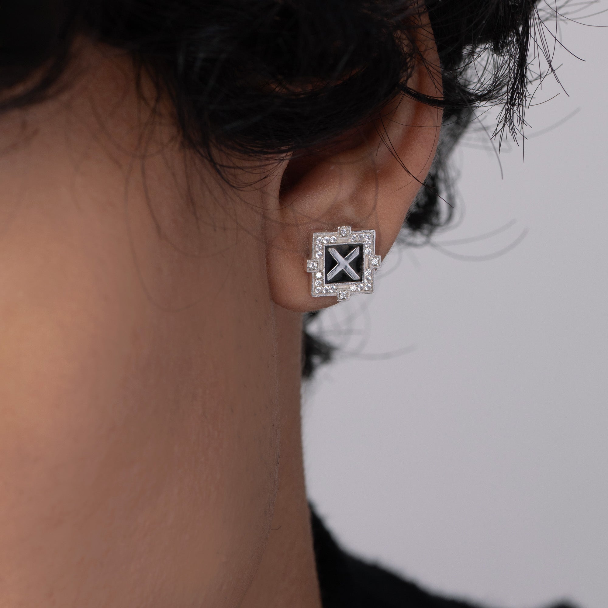 Zenith Signature Stud